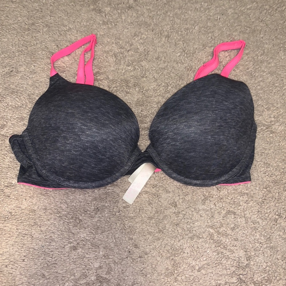 VS pink push up bra